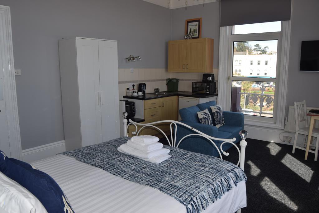 The Blenheim Bed and Breakfast Dawlish Exteriör bild